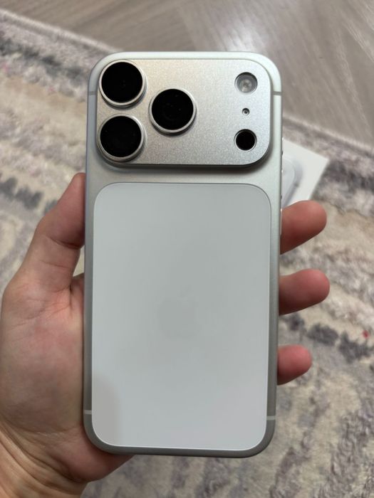 Айфон 17 про, 256 гб