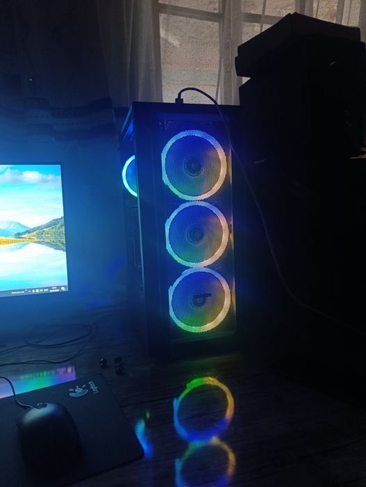 Igravoy kampiyutr kes sotiladi