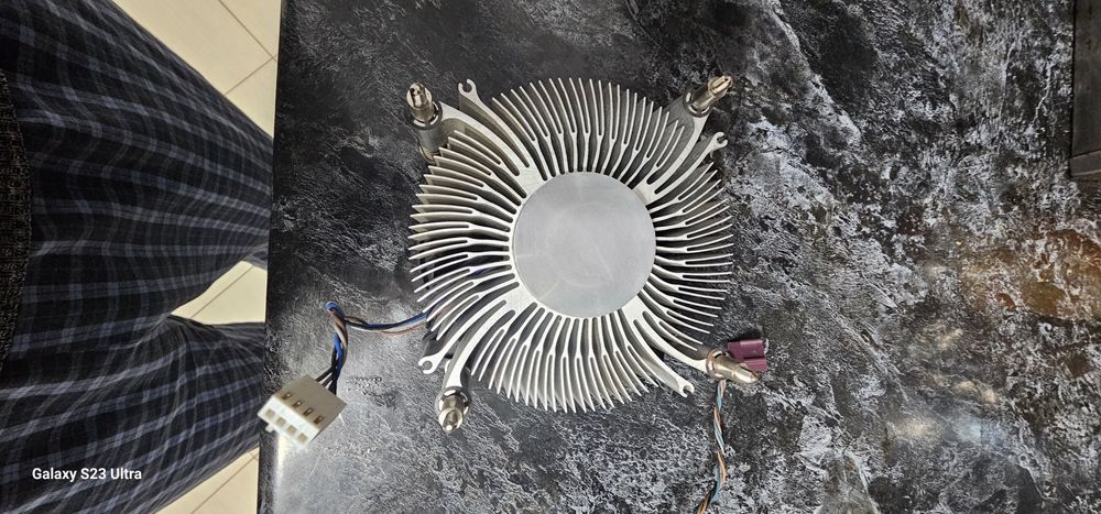 Части за компютър