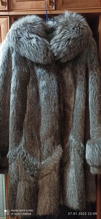 Продам нутриевую шубу