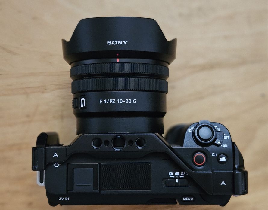 Vand Sony ZV-E1 cu/fara obiectiv 10-20mm PZ F4 constant, seria G