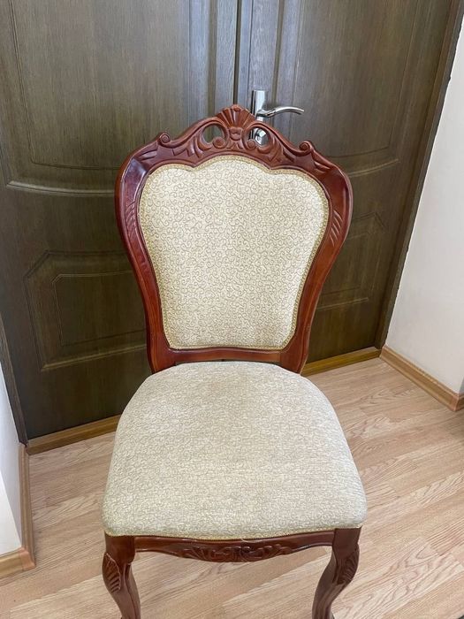 Myaxki mebel restavratsiya xizmati.