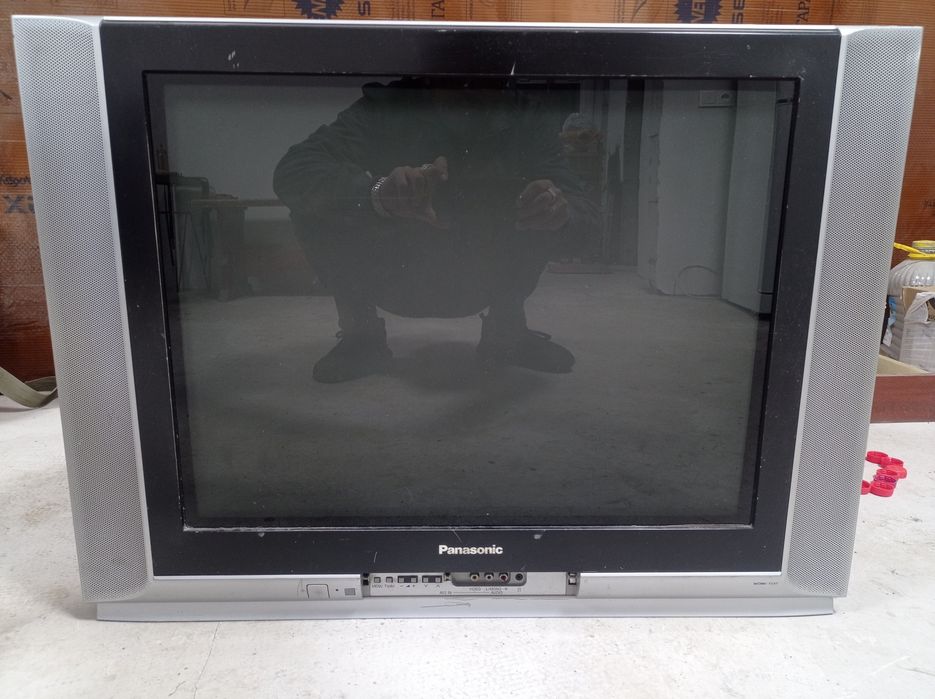 Телевизоры PANASONIC и LG б/у