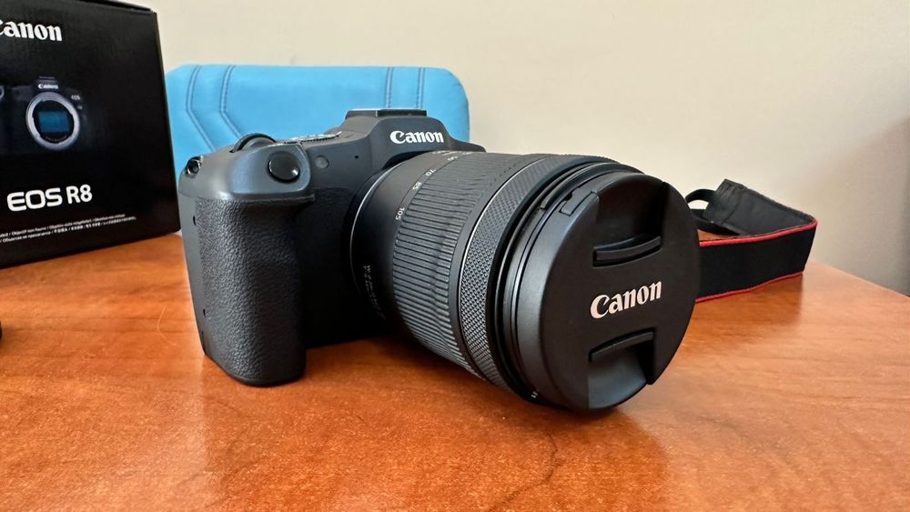 Canon EOS R8 + объектив