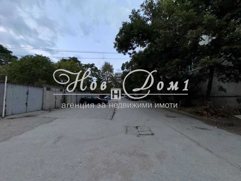 Продава се Четиристаен апартамент в Пловдив, Изгрев - 110 кв.м за 1091 €/кв.м - Снимка #11