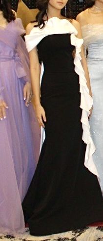 Черное платье на выпускной