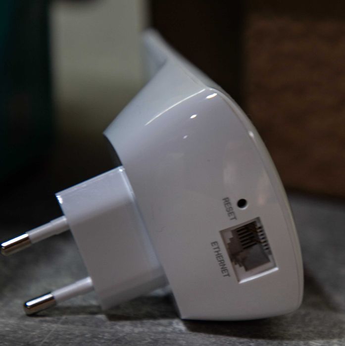 Wi-Fi Range Extender - мини Wi-Fi удължител за обхват на интернет