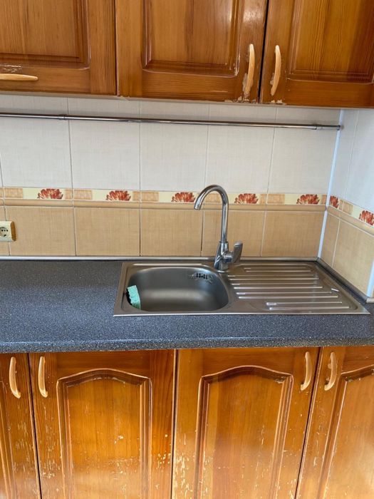 Кухня деревянная б/у