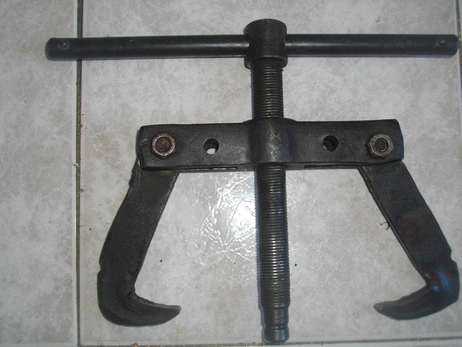 Голяма Скоба За Лагери 45-130мм Подсилена/Вертикална Стяга Вилка