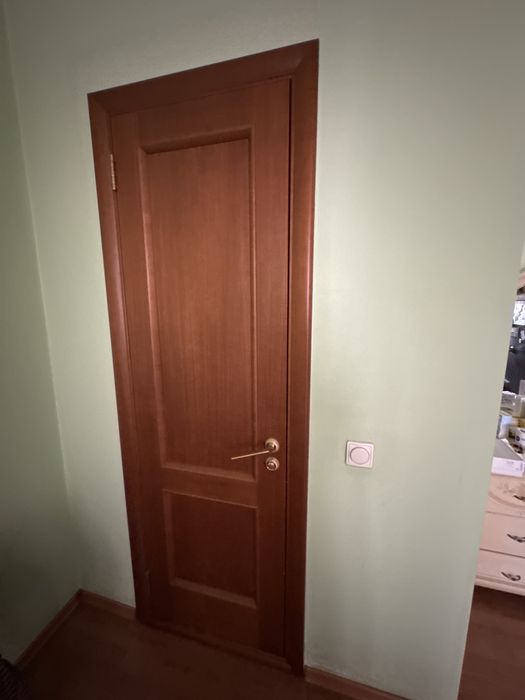 Продам межкомнатные двери