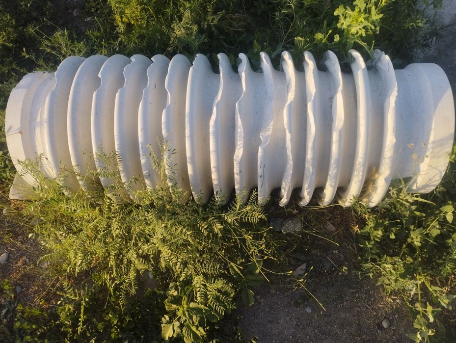 Труба диаметром 305мм