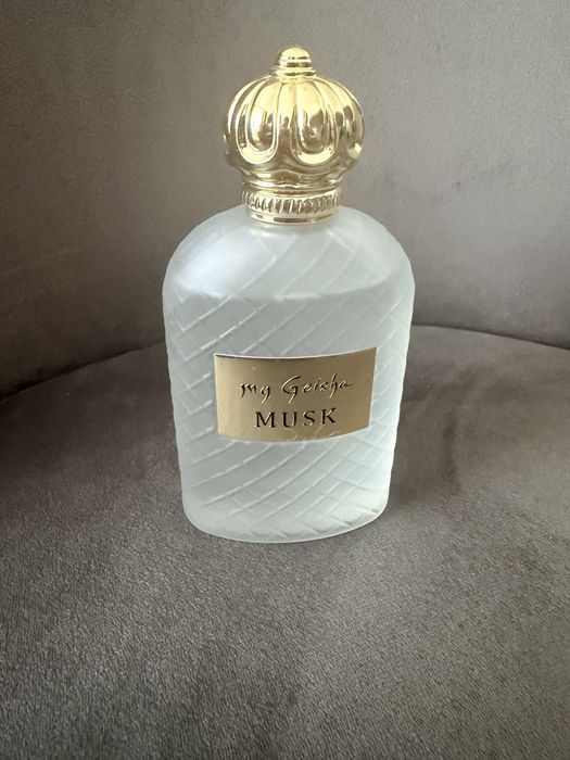 My geisha Musk inceput
