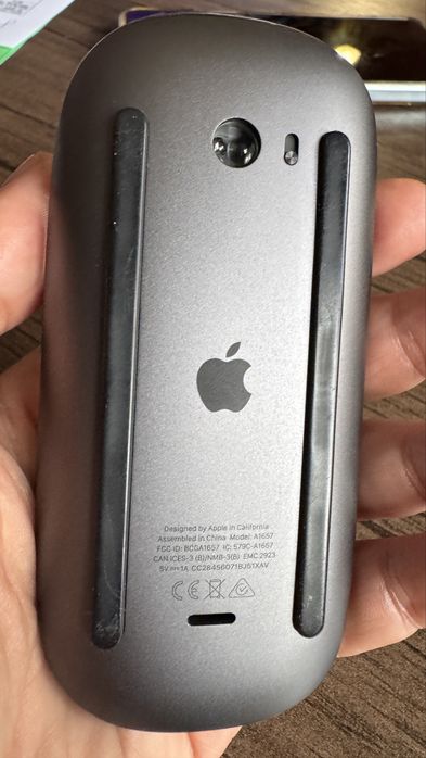 Продавам Magic Mouse (USB-C)