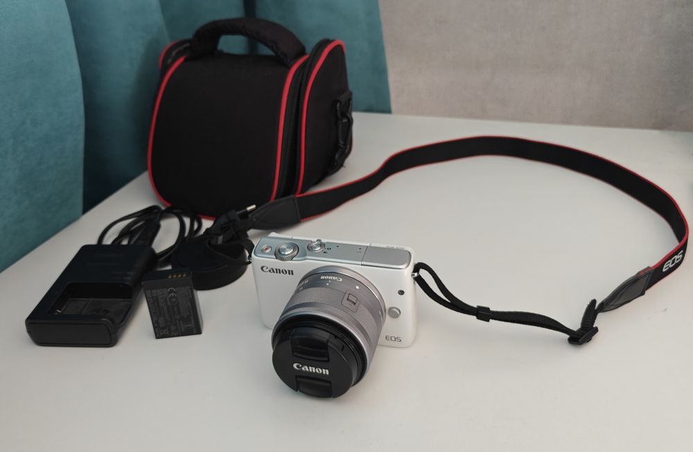 фотоаппарат canon m10 kit