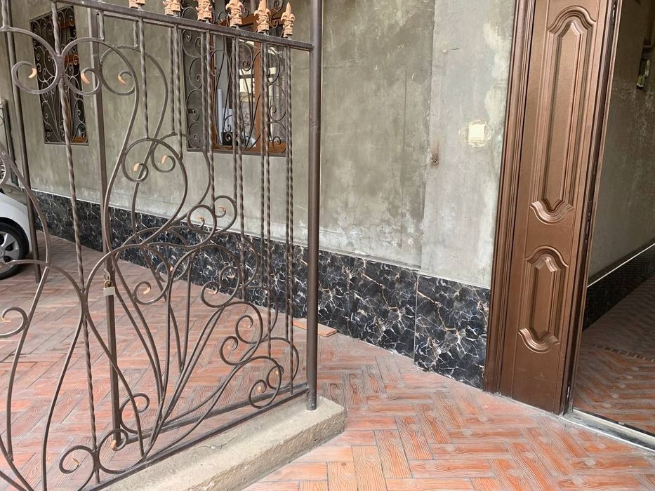 Шофайз Ку́кча участка сотилади 3,3 сотих 6 хона тайёр кириб яшидиган