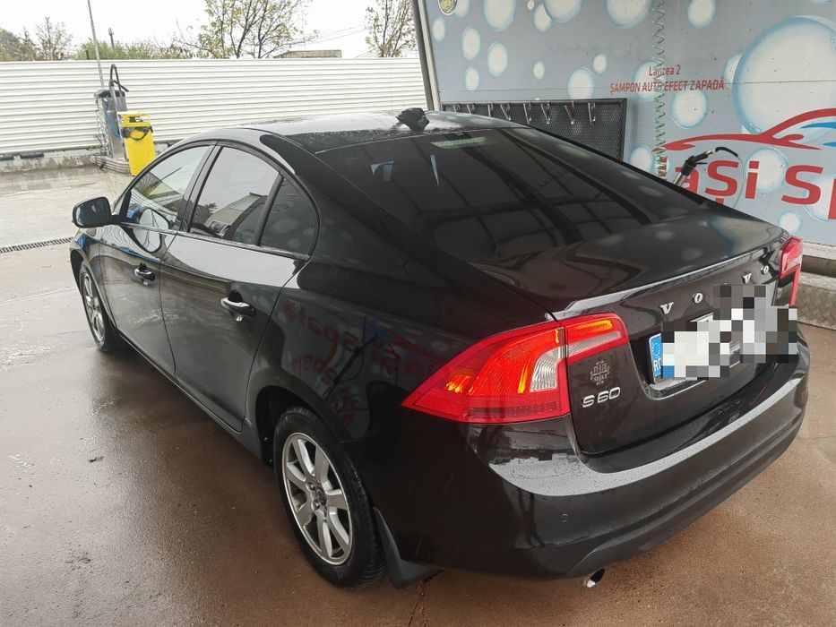 VOLVO S60 2011 — imagine 4