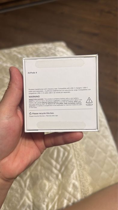 AirPods 4 оригинальный