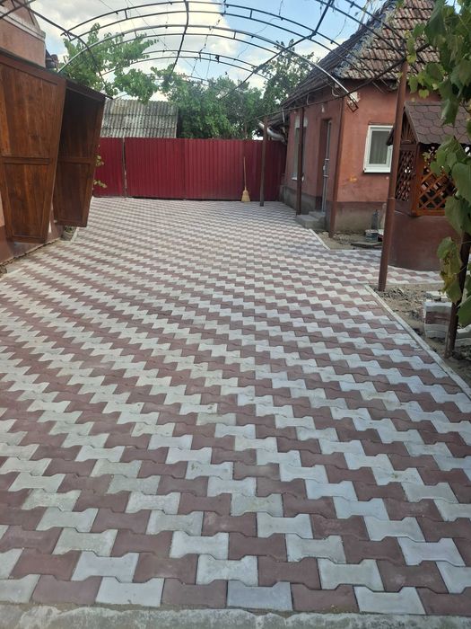 Producem gard de beton  . Si pavaje