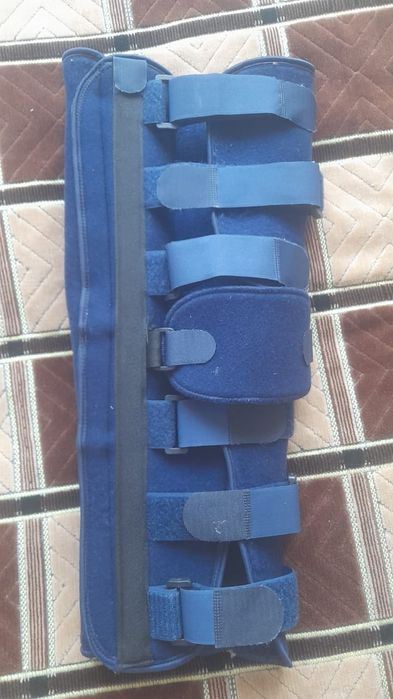 Продам фиксатор колена 25000т