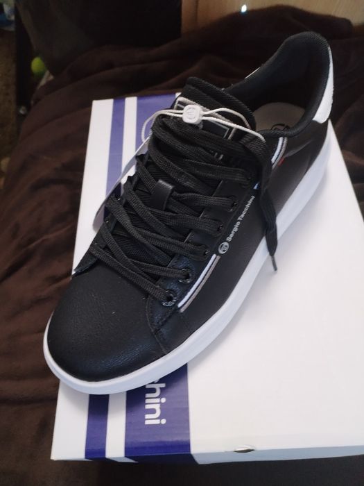 Vand adidasi Sergio Tacchini noi cu eticheta
