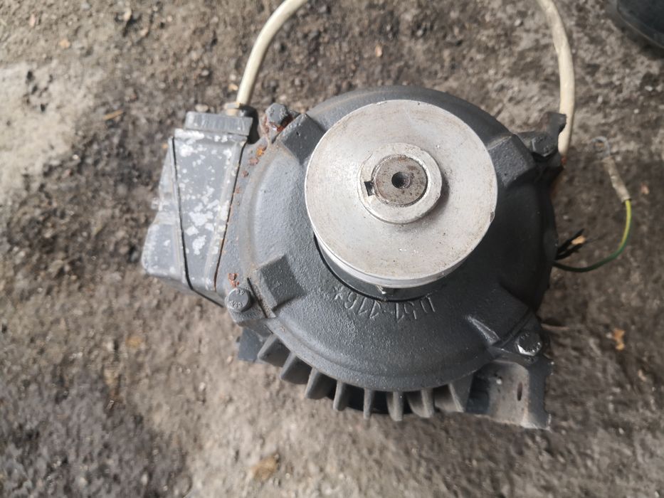 Продавам електромотор