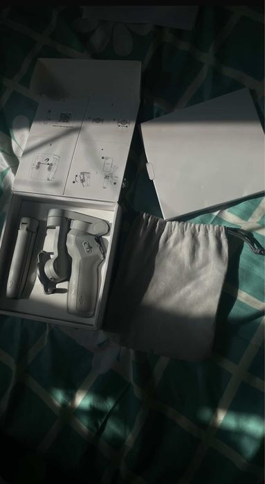 Продаю стабилизатор Dji osmo mobail se