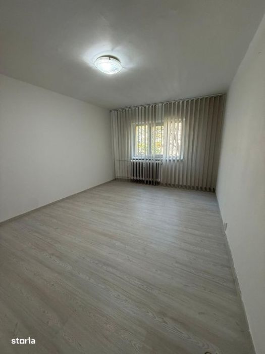 Apartament 2 camere, decomandat, 49 mp, zona Sarari