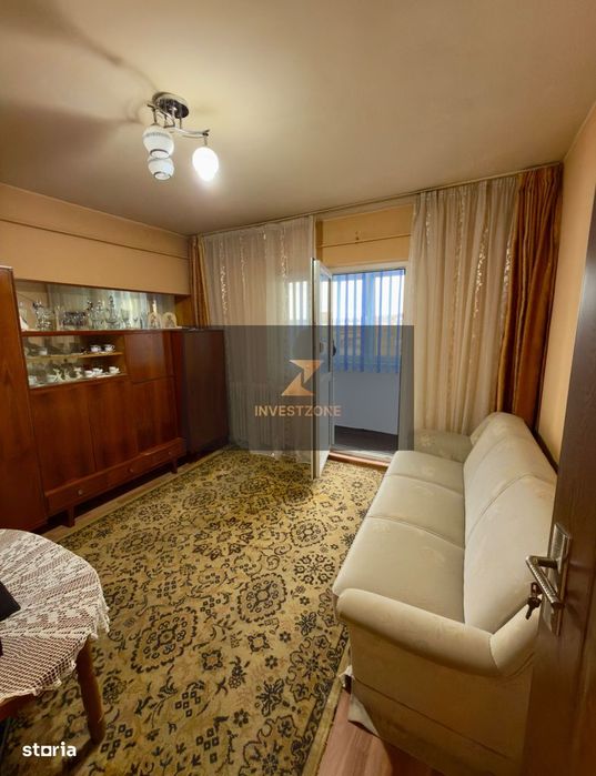 Apartament 2 dormitoare, decomandat, 2 balcoane – Rogerius Oradea