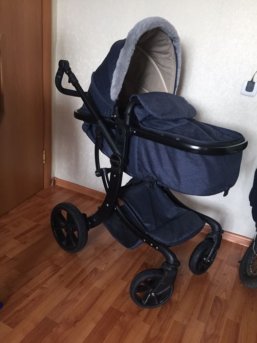 Коляска Aimile демисезонная