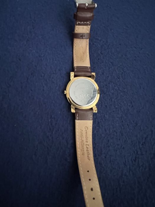 Ceas Tissot F385 Swiss Made – Elegant, Quartz, Datar