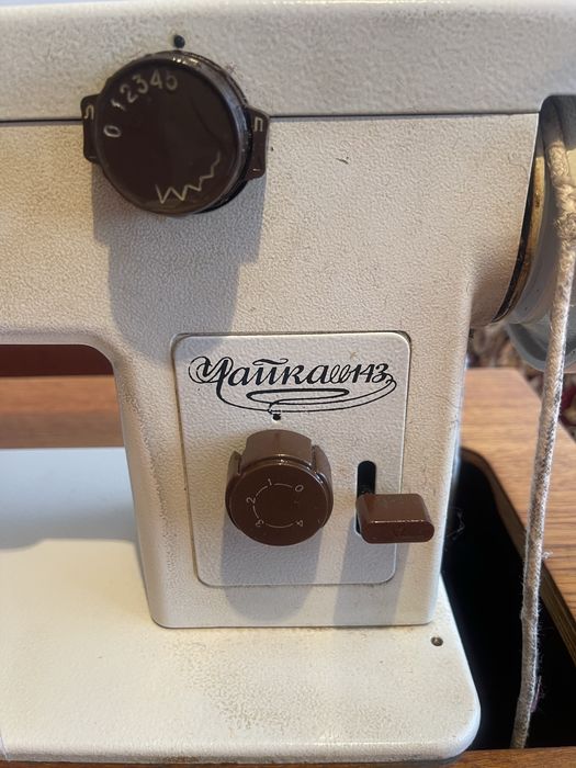 Продаю Швейная машина