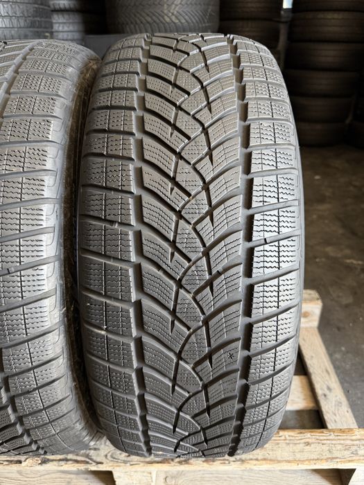 2 anvelope iarna 255/50/20 , GoodYear , 5.8 mm