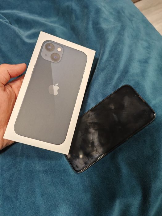 IPhone 13 simplu