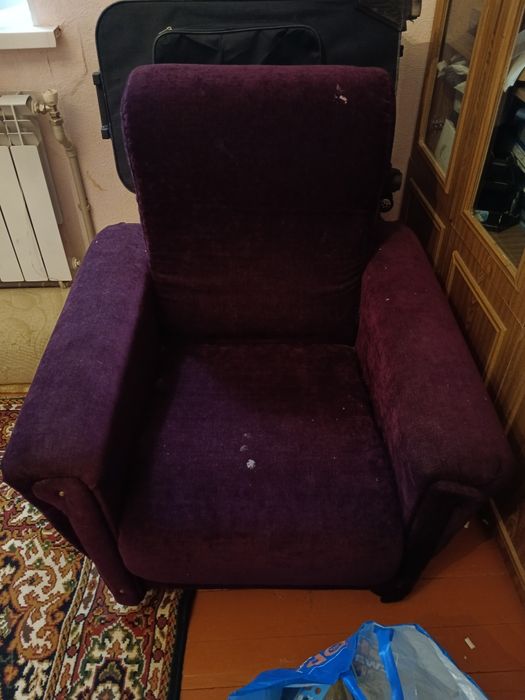 Мебель для гостиной кресла и диваны