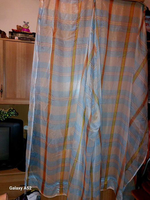 Продавам пердета