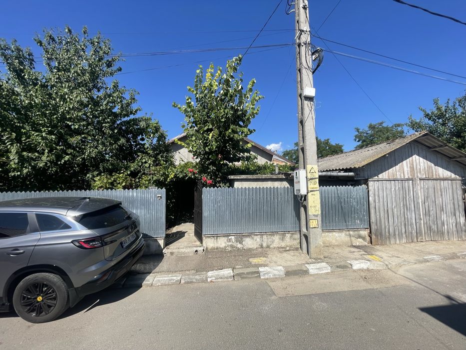 Casa Huși de vanzare