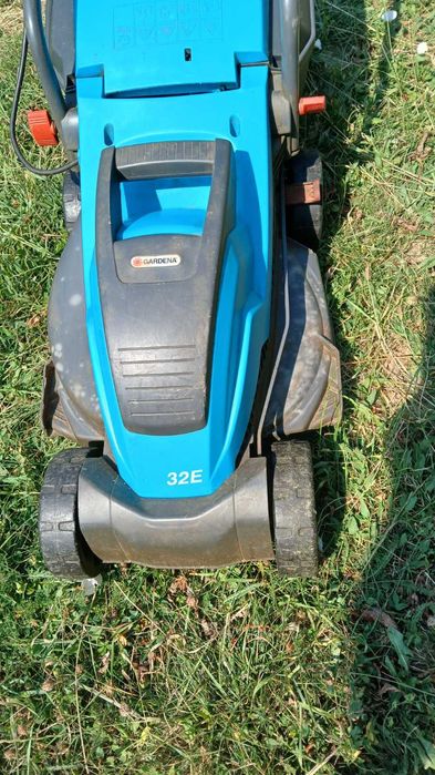 Електрическа косачка GARDENA 32 С кабел 40м.Е. Мощност 1200W. Широчина