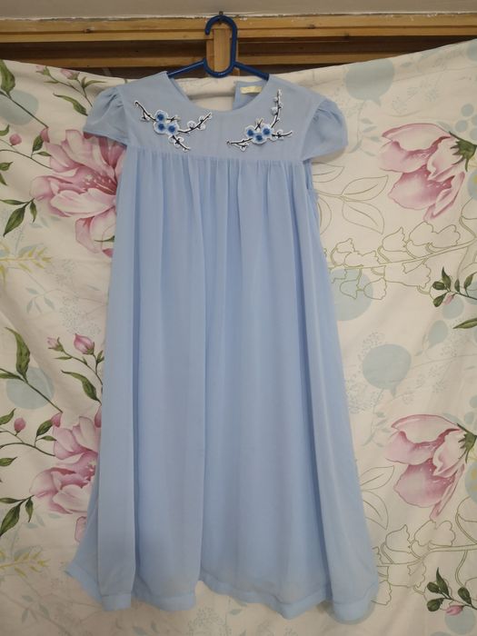 Продам платья повседневный