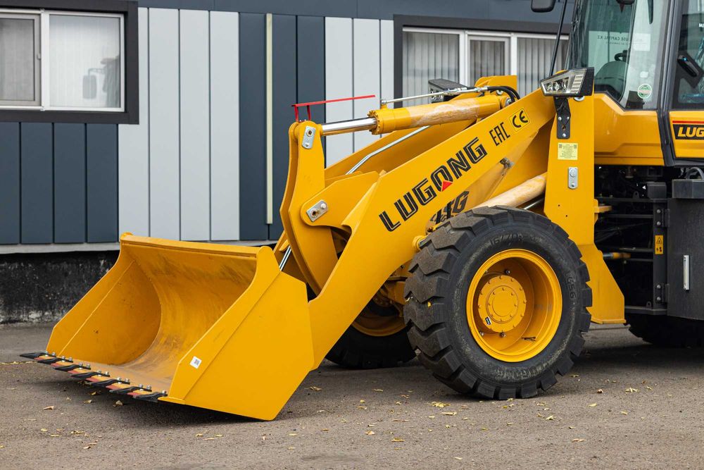 Фронтальны погрузчик LUGONG LG942