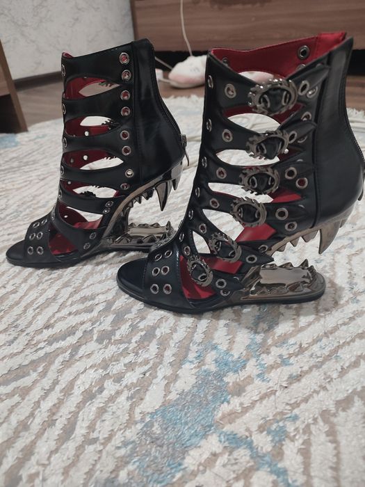 Продам туфли нефорские