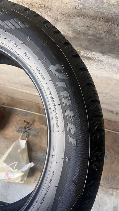 225/55 R18 Viatti 4шт