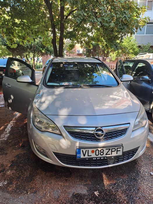 OPEL Astra 2011 — imagine 2