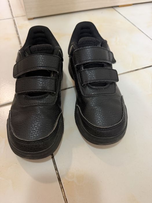 Осенние кроссовки Adidas