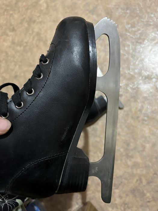 Коньки в хорошем состоянии