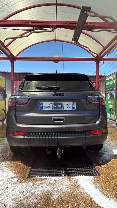 JEEP Compass 2021 — imagine 4