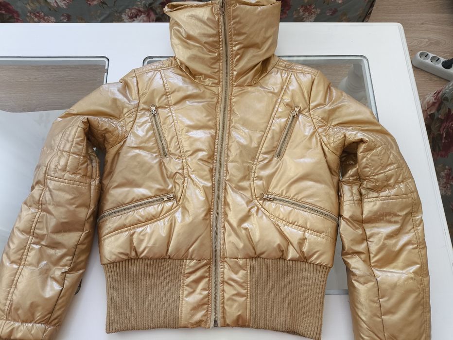 Куртка демисезонная золотая
