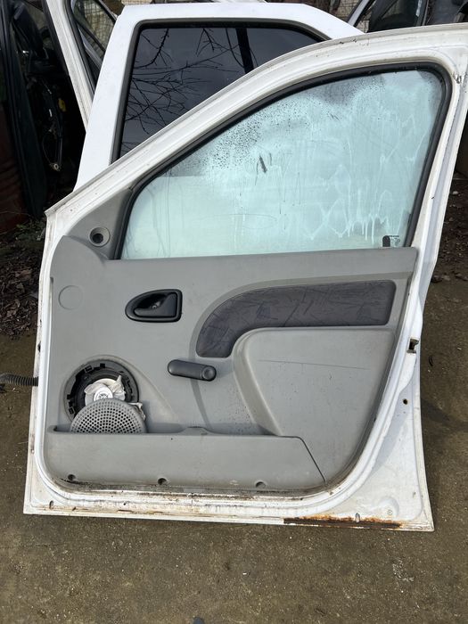 Usa dacia logan faza 1