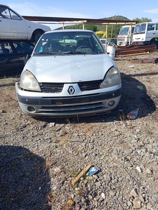 Рено Клио 1.2 57 кс 2004 г  на части