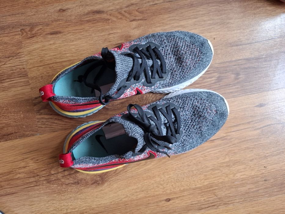 Nike React маратонки 40- 41 номер.