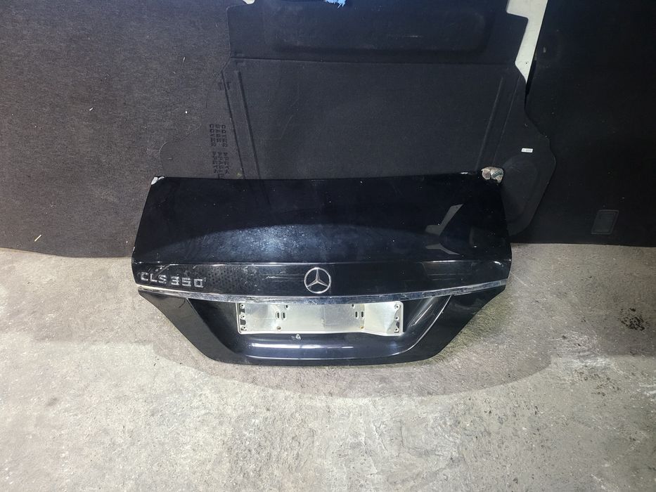 Крышка багажника CLS w218